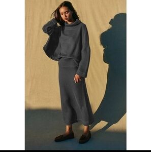 Free People Milley Dark Gray Sweater and Skirt Reversible Set Size S Medium NWOT